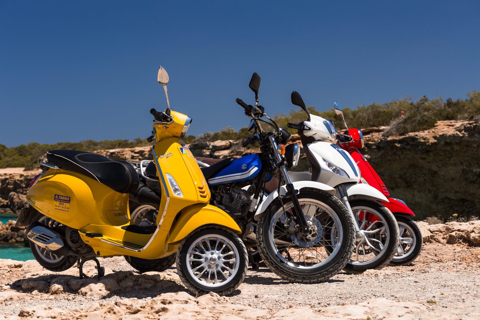 Alquiler de ciclomotores en Ibiza y Formentera