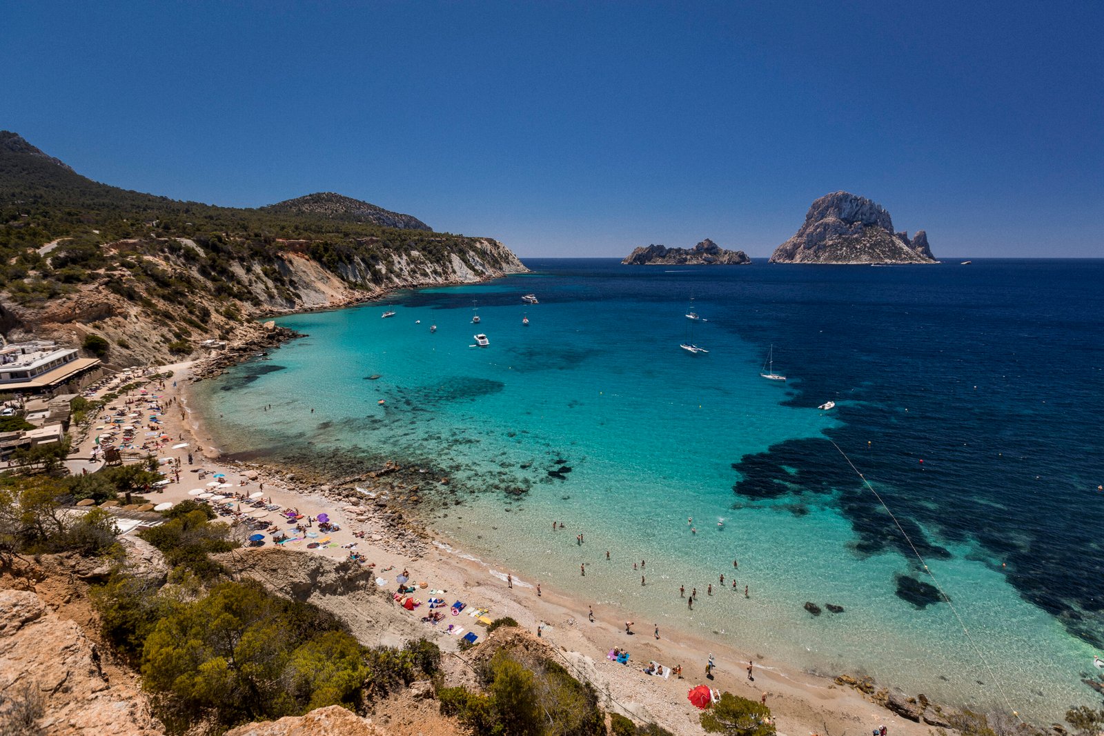 Spiagge naturiste a Ibiza: goditi il mare in totale naturalezza
