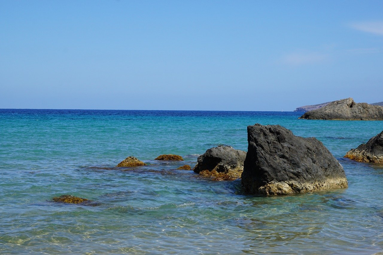 Port Des Torrent a Ibiza, la spiaggia per tutti i gusti
