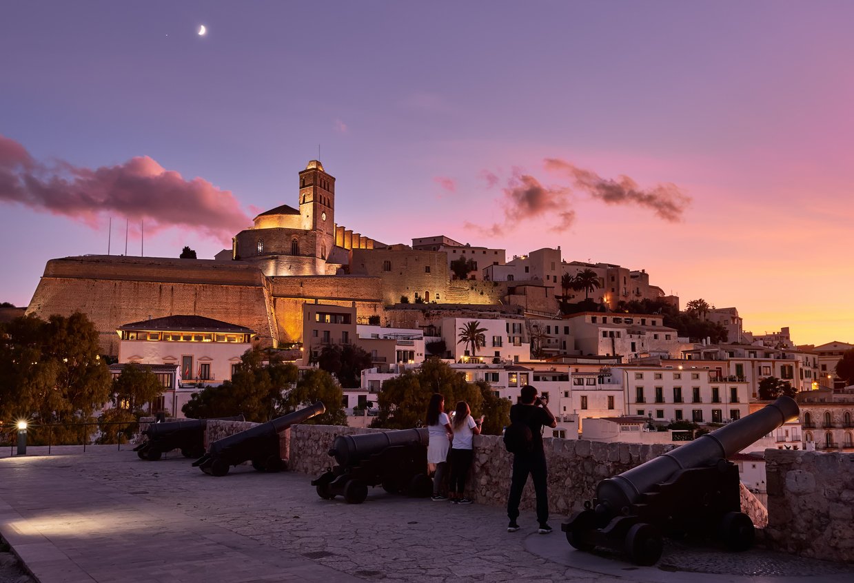 La ciudad amurallada de Dalt Vila, en Ibiza